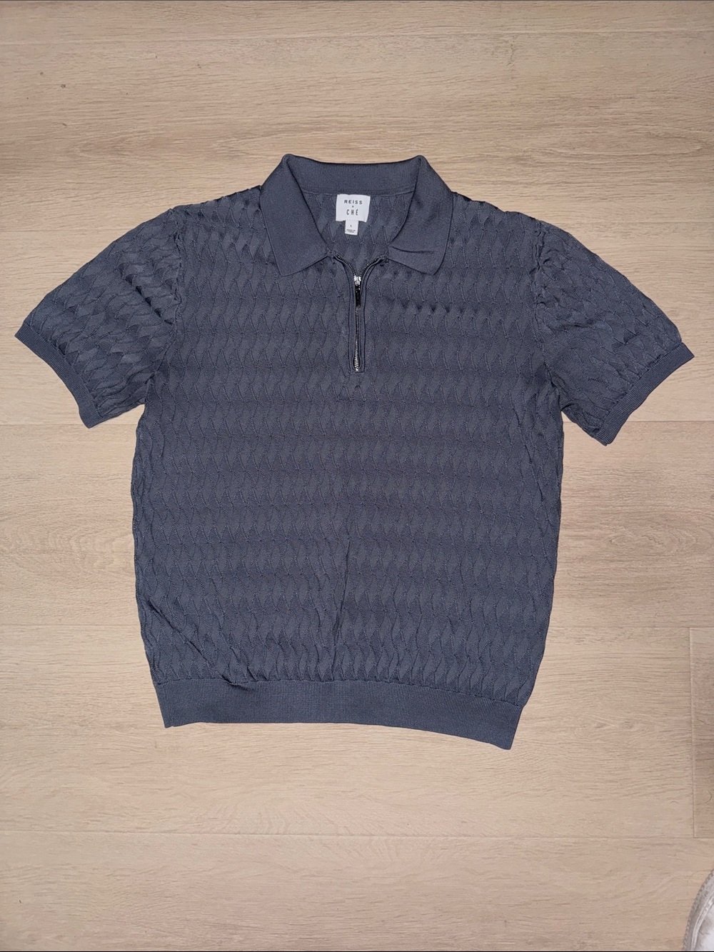 Reiss x CHÉ Slate Blue Short-Sleeve Diamond Pattern Knit Polo with Zip Collar